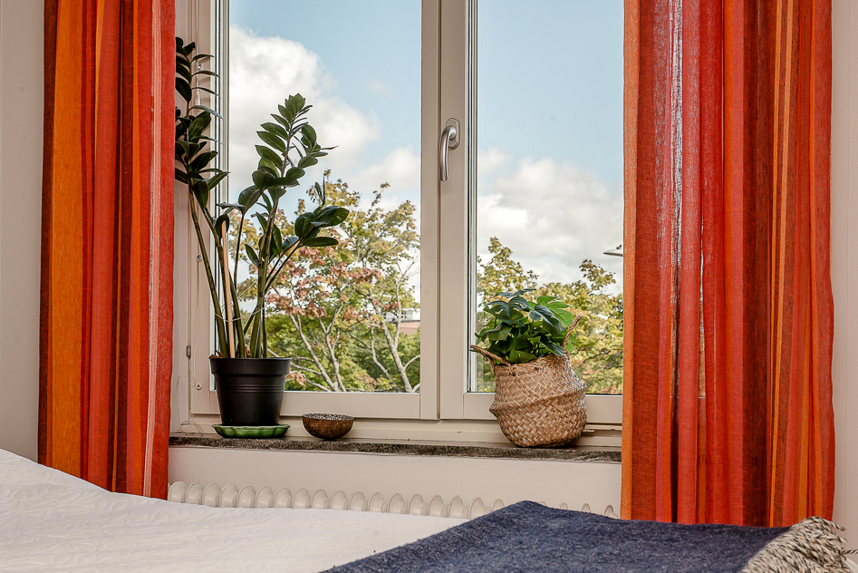Fönster i sovrum 1