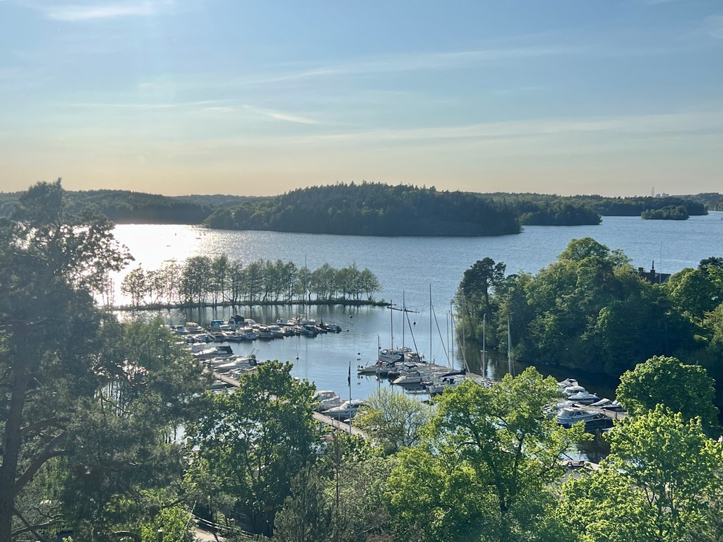 Utsikt över Mälarhöjdens båtklubb