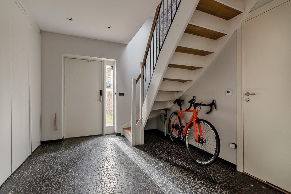 Hall med mycket förvaring