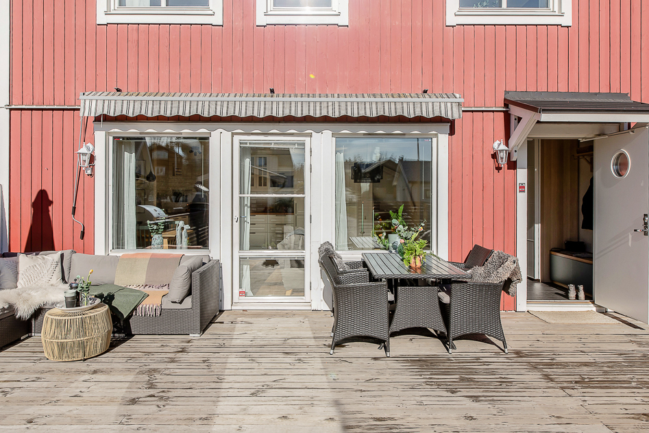 Uteplatsen på framsidan